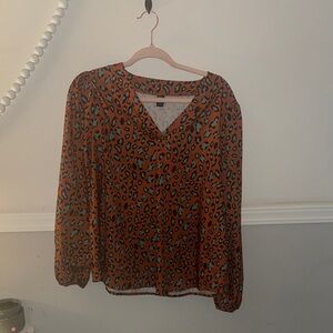Leopard Print V-Neck Blouse